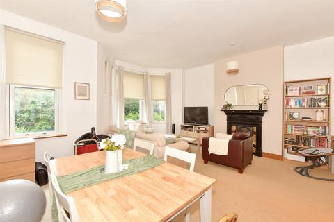 Flat 3, 72 Broadmead Road, Folkestone, CT19 5AR