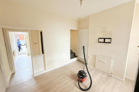 2 bedroom house to rent, Noel Street, Nottingham NG7