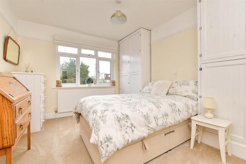 21 Taunton Close, Sutton, SM3 9NG