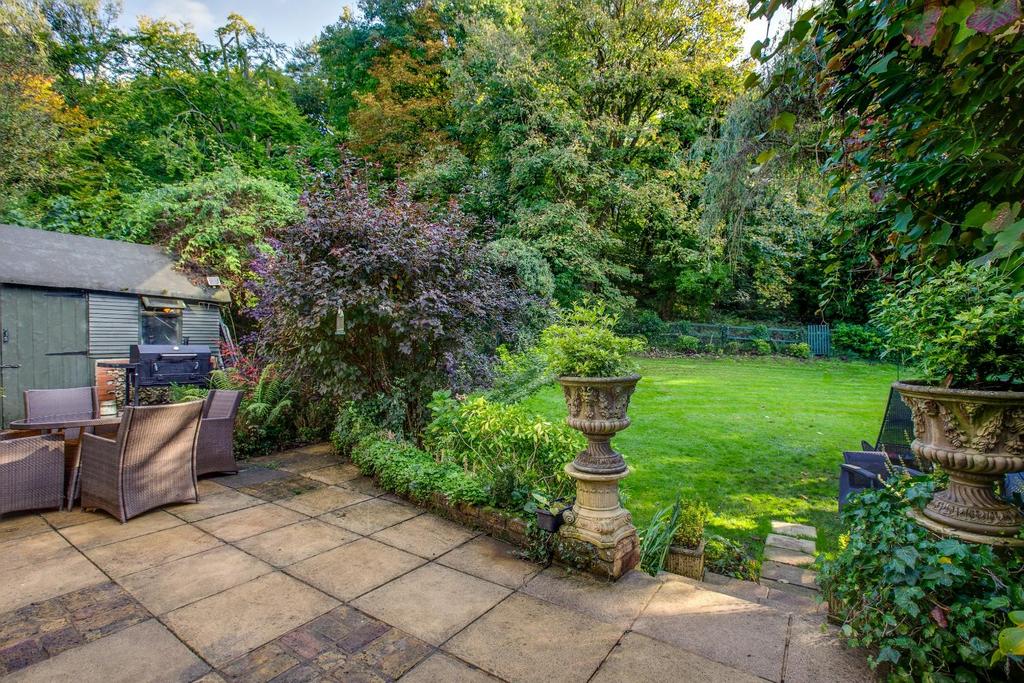 Patio & Garden