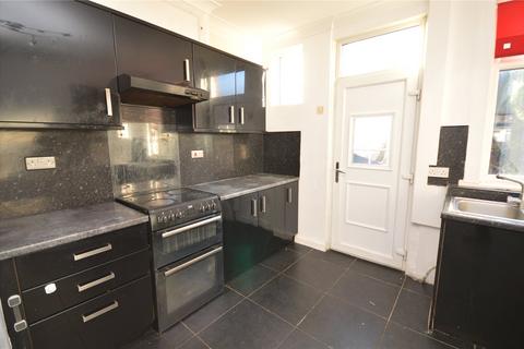 3 bedroom terraced house for sale, Cross Flatts Street, Leeds, West Yorkshire