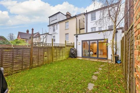 3 bedroom detached house for sale, Grovehill Road, Redhill, Surrey