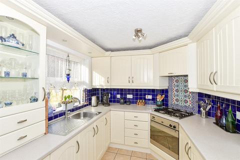 3 bedroom link detached house for sale, Goldfinch Close, Horsham, West Sussex