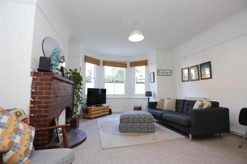 2 bedroom flat to rent, Wilbury Road, Hove