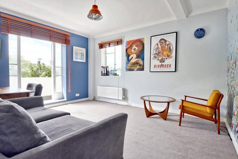 1 bedroom flat for sale, Lissenden Gardens, Parliament Hill, London NW5