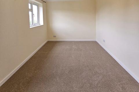 2 bedroom flat to rent, Eastfield Walk, Tadcaster