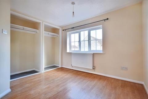 2 bedroom terraced house to rent, Wharfdale Way, Hardwicke