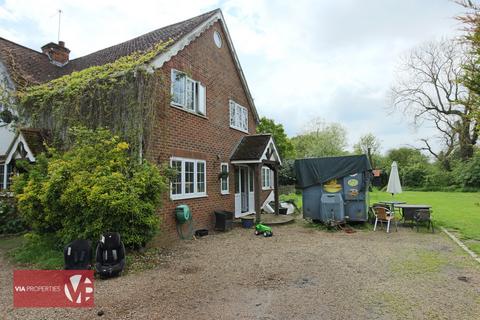 4 bedroom detached house for sale, Hoe Lane, Waltham Abbey EN9