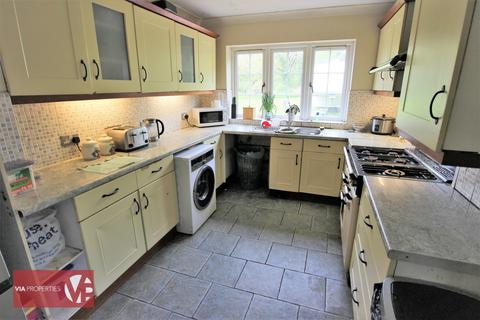 4 bedroom detached house for sale, Hoe Lane, Waltham Abbey EN9