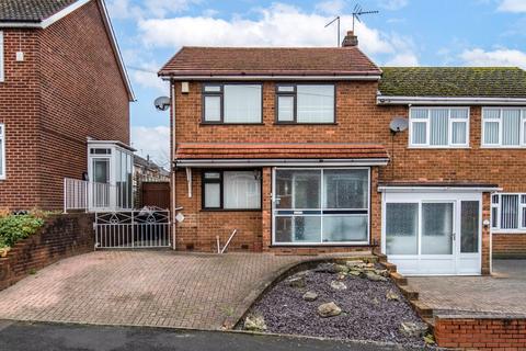 3 bedroom semi-detached house for sale, Middle Tree Road, Halesowen, West Midlands, B63