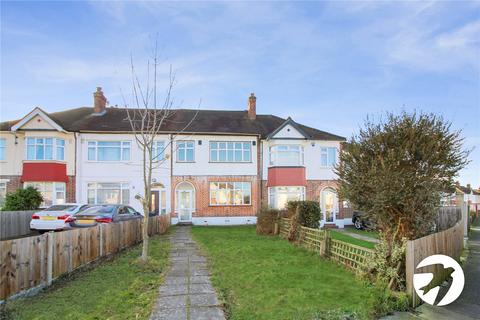 3 bedroom terraced house to rent, Penderry Rise, London, Catford, SE6