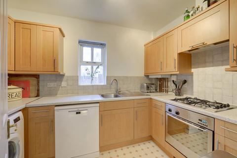 2 bedroom flat for sale, Highfield Close, Hither Green , London, SE13