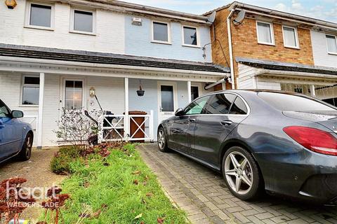 2 bedroom terraced house to rent, Savage Road, CHATHAM