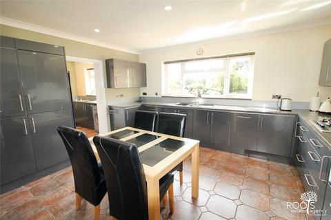 4 bedroom detached house for sale, Crookham Common Road, Thatcham RG19