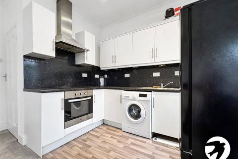 2 bedroom flat to rent, Eglinton Hill, London, SE18