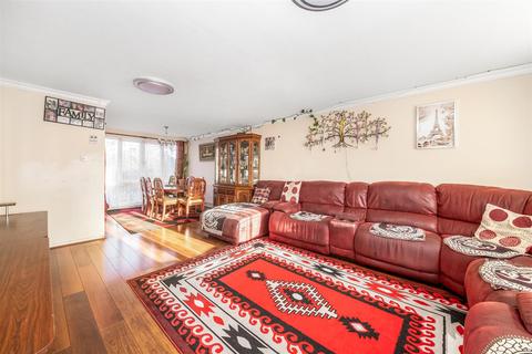 212 Turnpike Link, Croydon, CR0 5NZ