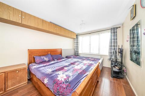 212 Turnpike Link, Croydon, CR0 5NZ