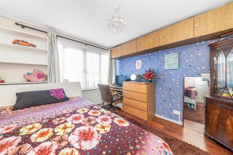 212 Turnpike Link, Croydon, CR0 5NZ