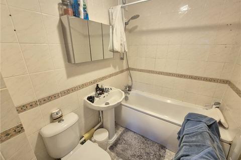 1 bedroom flat for sale, Gardiner Close, St Pauls Cray, Kent, BR5