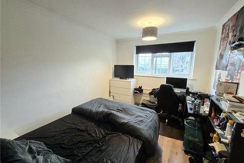 38 Gardiner Close, Orpington, BR5 3HW