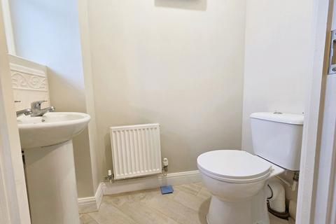 82 Boconnoc Avenue, Callington, PL17 7TW