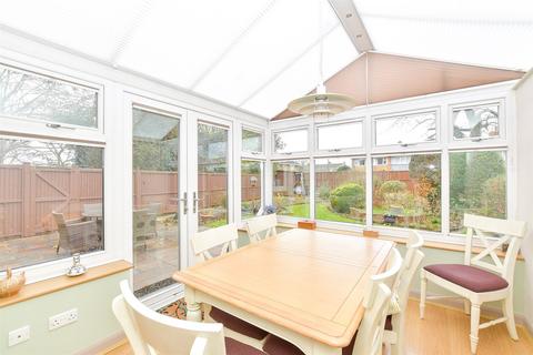 3 bedroom detached house for sale, Southfields Close, Chichester, West Sussex