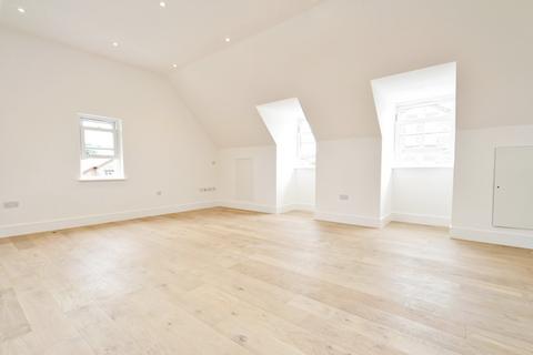 2 bedroom flat to rent, Elsie Road, East Dulwich, London, SE22