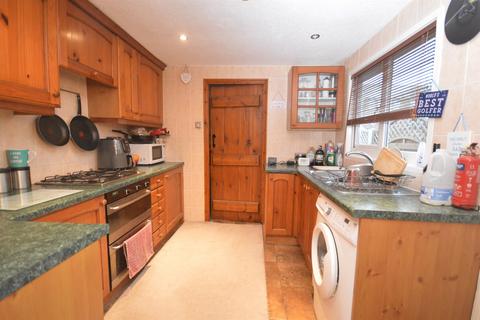 3 bedroom semi-detached house to rent, Mount Road, Braintree, CM7