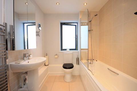 1 bedroom flat to rent, Bagleys Lane, London SW6