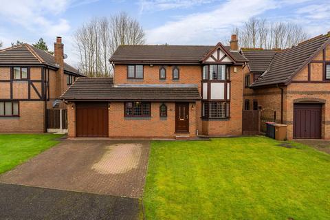 4 bedroom detached house for sale, Habergham Close, Manchester M28