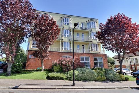 2 bedroom flat for sale, Burleigh Court, Station Road, Westcliff-on-Sea SS0