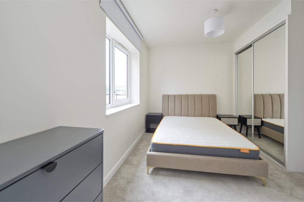 Flat 6 honeysuckle hse-3943