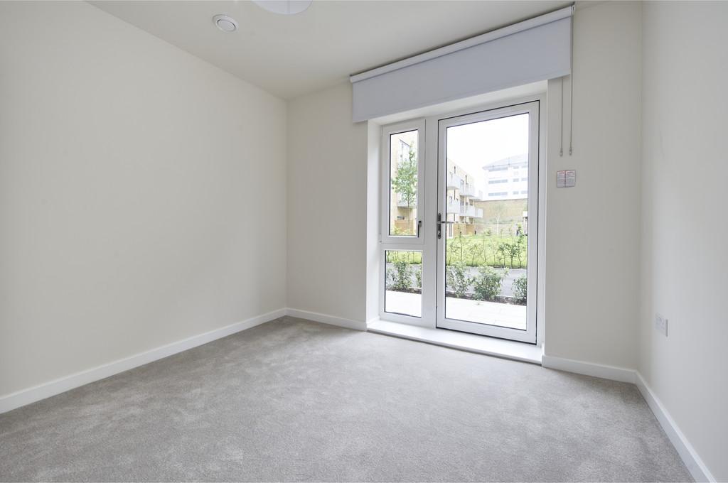 Flat 3 honeysuckle hse-3852