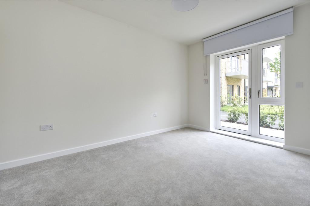Flat 3 honeysuckle hse-3855