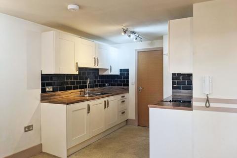 1 bedroom apartment to rent, Institute Walk, East Grinstead