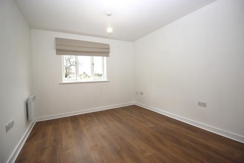 2 bedroom ground floor flat to rent, Ashingdon Road, Rochford