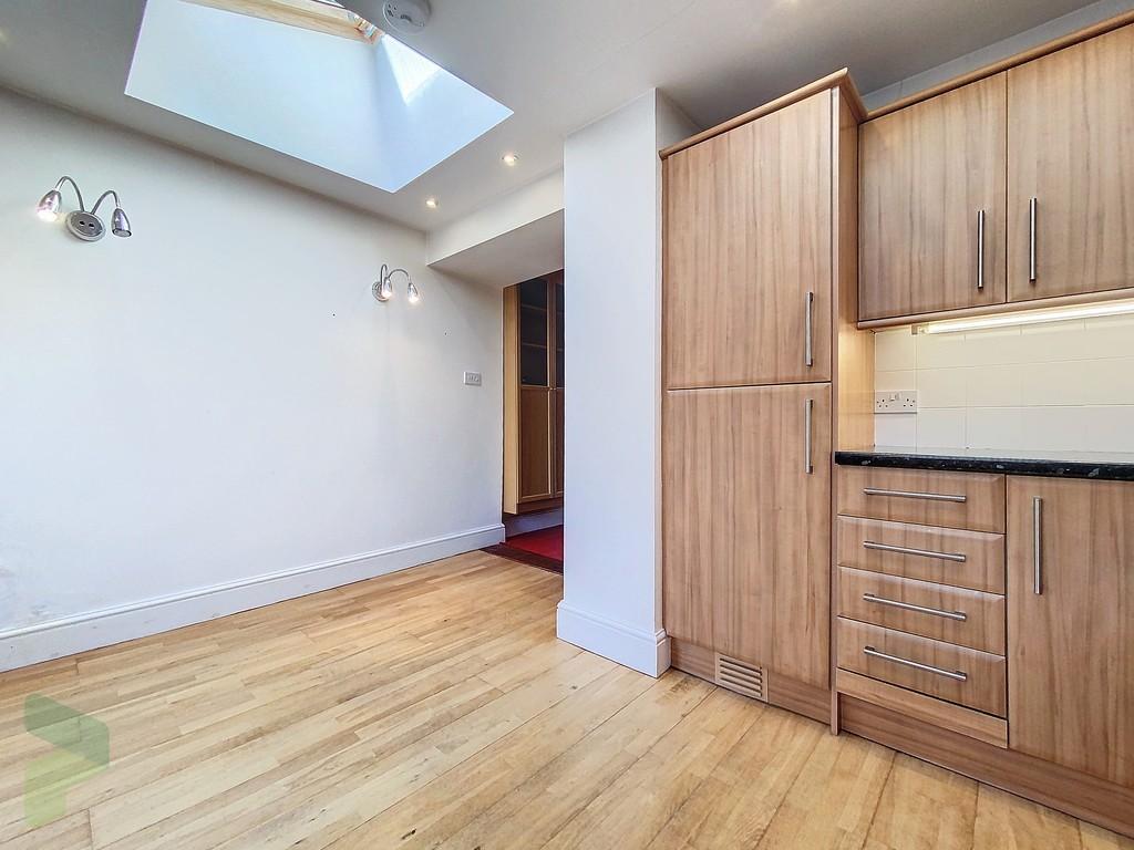 Fitted Dining Kitchen