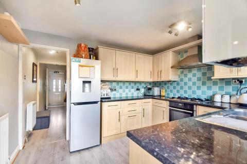 3 bedroom townhouse for sale, Wheatcroft Grove, Rainham, Gillingham, ME8