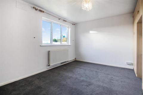 3 bedroom flat to rent, Watford WD19