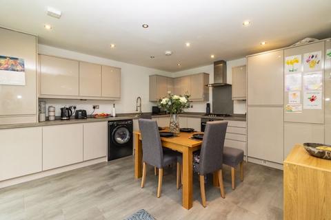 17 Warren Walk, Tunbridge Wells, TN2 3XR