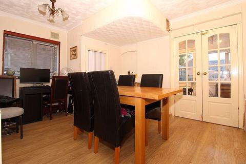 44 King George Crescent, Walsall, WS4 1EG