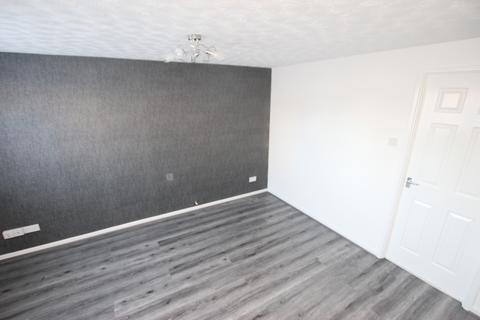 2 bedroom semi-detached house to rent, Dunstable LU5