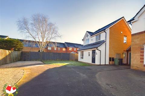 3 bedroom detached house for sale, Highclere Road, Quedgeley, Gloucester