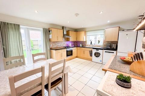 11a Christopher Way, Shepton Mallet, BA4 5SQ