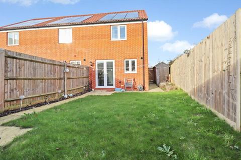 2 bedroom end of terrace house for sale, Mexborough Square, Aylesham, Canterbury, Kent, CT3 3NE