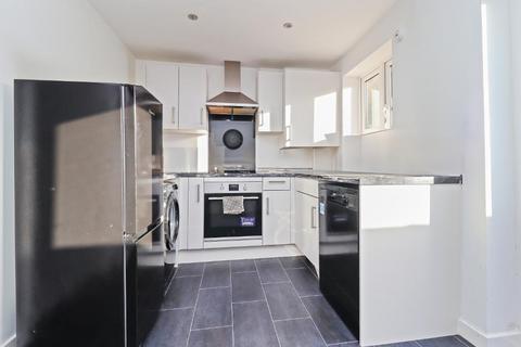 2 bedroom end of terrace house for sale, Mexborough Square, Aylesham, Canterbury, Kent, CT3 3NE