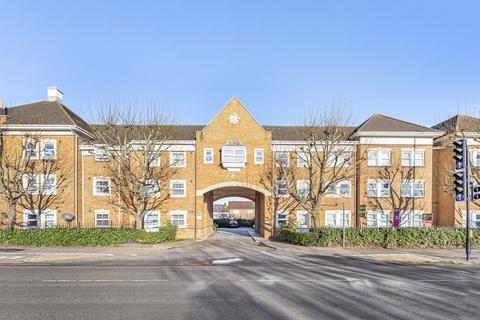 2 bedroom apartment for sale, Staines Road West, Sunbury-on-Thames, Surrey, TW16