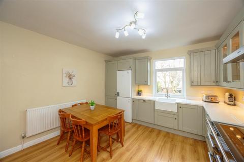 3 bedroom end of terrace house for sale, Armthorpe Road, Nether Green,  Sheffield