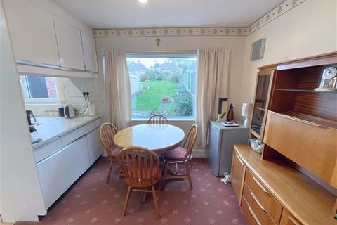 3 bedroom semi-detached house for sale, Richmond Park Avenue, Sheffield, S13 8HA