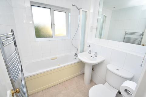 2 bedroom terraced house for sale, Tennyson Avenue, Houghton Regis, Dunstable, Bedfordshire, LU5